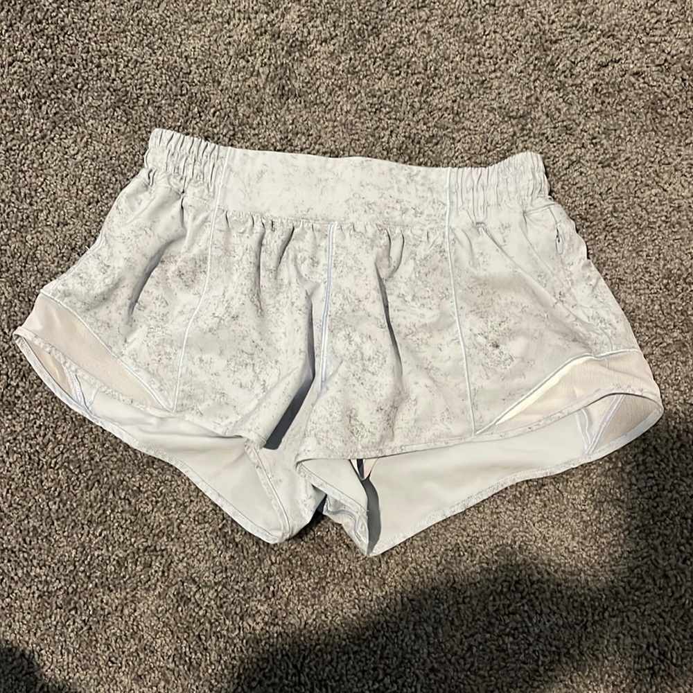 lululemon hotty hot shorts